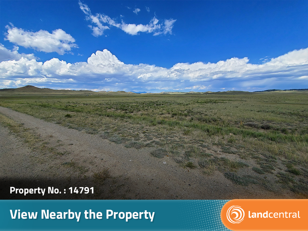 Almost five acres in a secluded area among the mountains of Colorado4